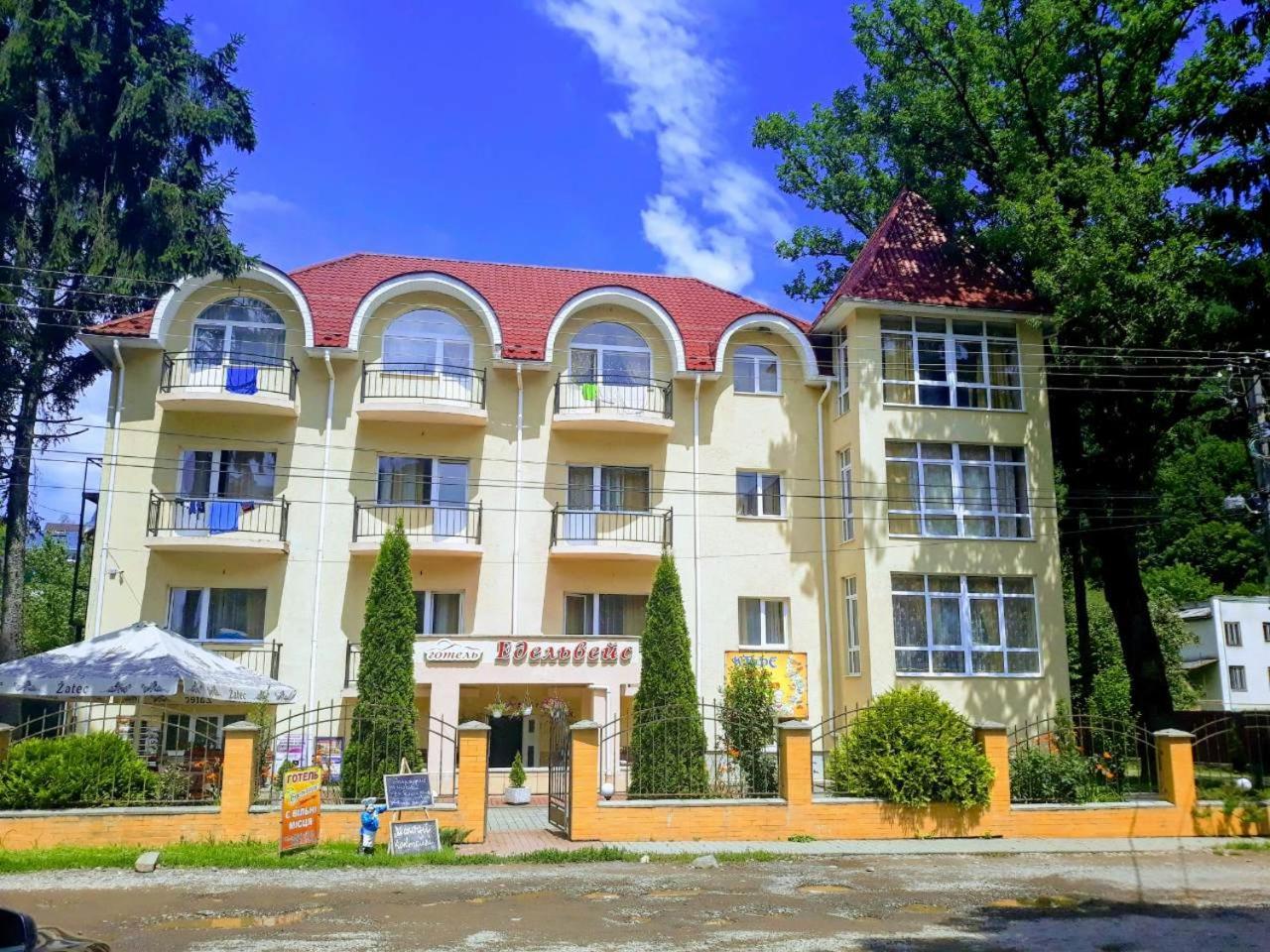 Shaian Edelweis Hotel Buitenkant foto