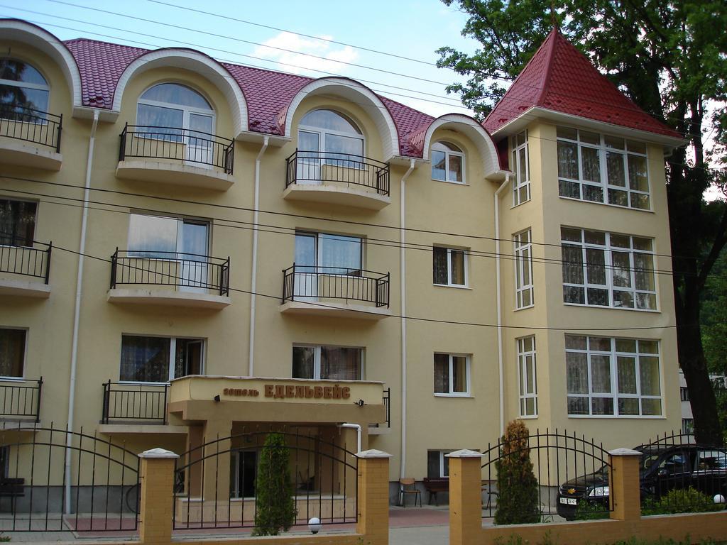 Shaian Edelweis Hotel Buitenkant foto