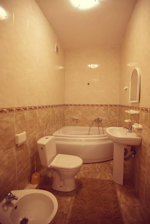 Shaian Edelweis Hotel Buitenkant foto